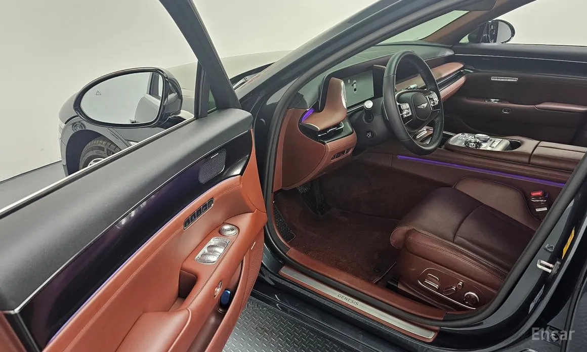 Фото 11 - Genesis G90