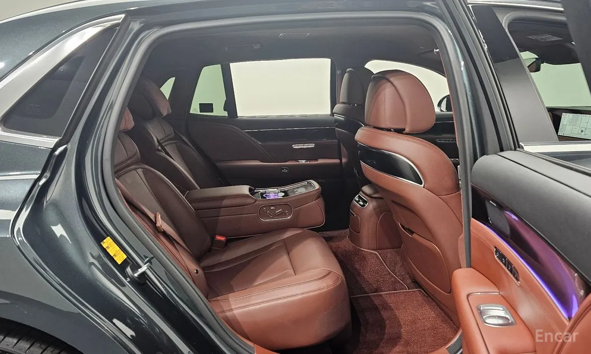 Фото 12 - Genesis G90