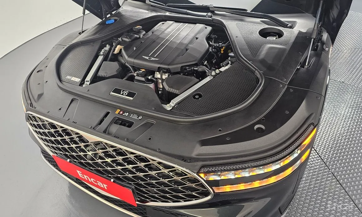 Фото 6 - Genesis G90