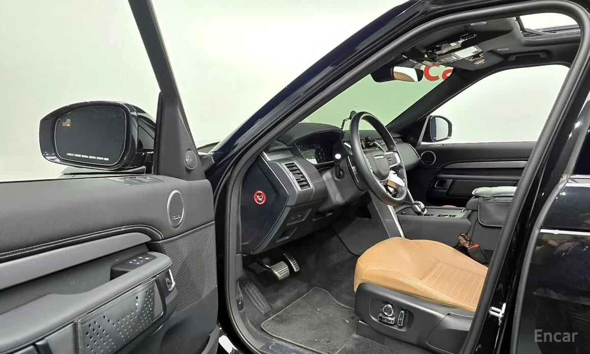 Фото 11 - Land Rover Discovery