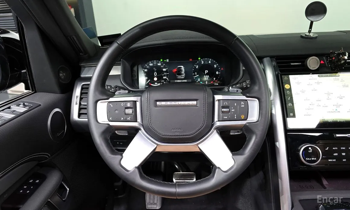 Фото 13 - Land Rover Discovery