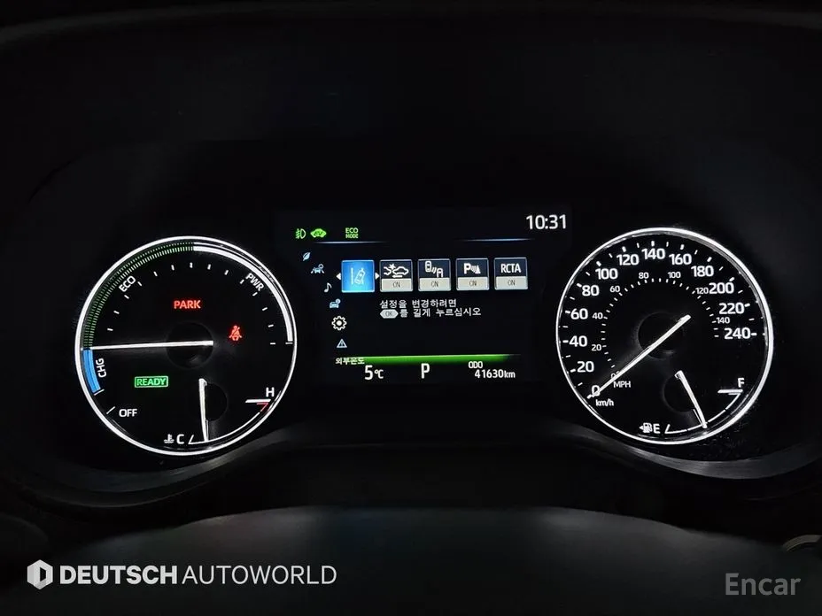 Фото 8 - Toyota Sienna