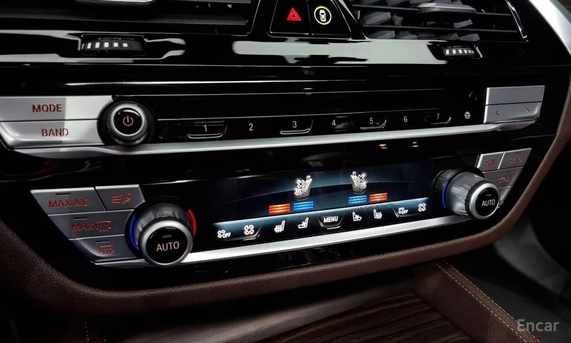 Фото 19 - BMW 5 Series