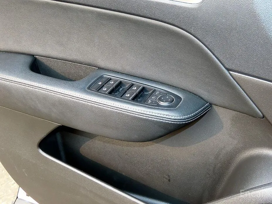 Фото 11 - Renault XM3