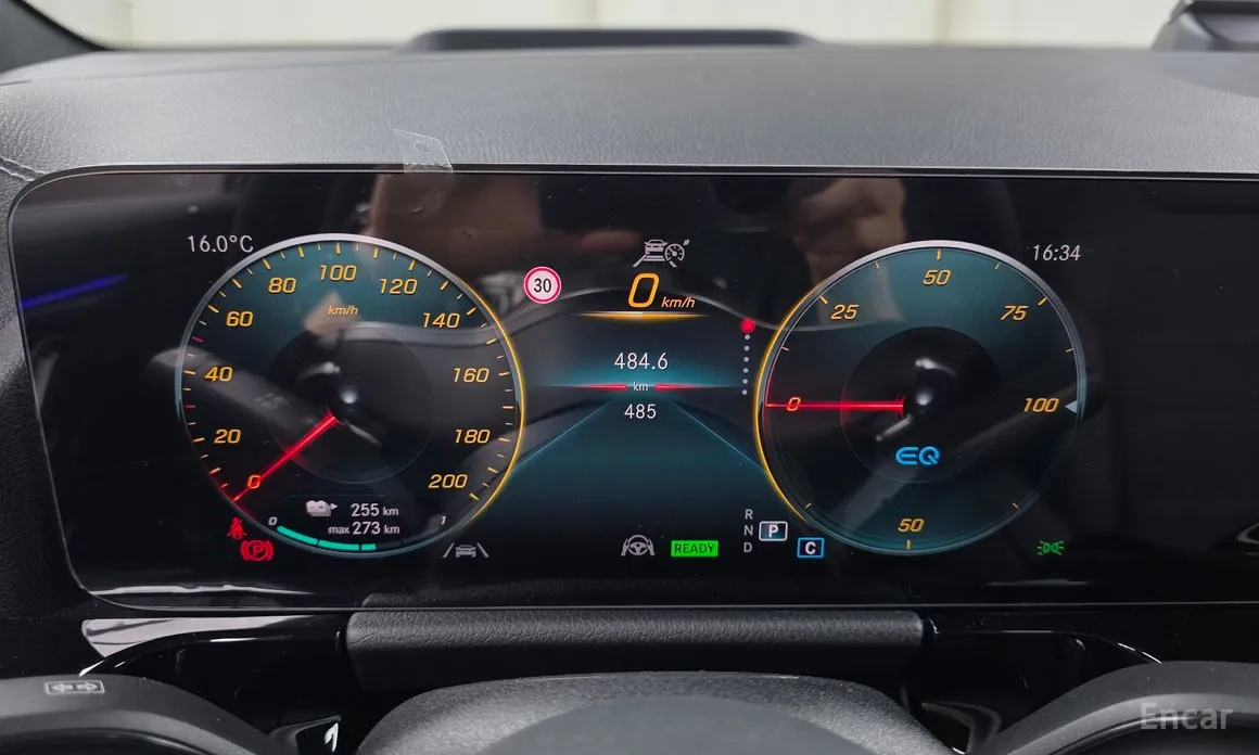 Фото 8 - Mercedes-Benz EQA