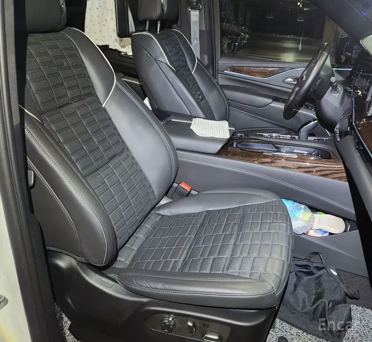 Фото 5 - Cadillac Escalade