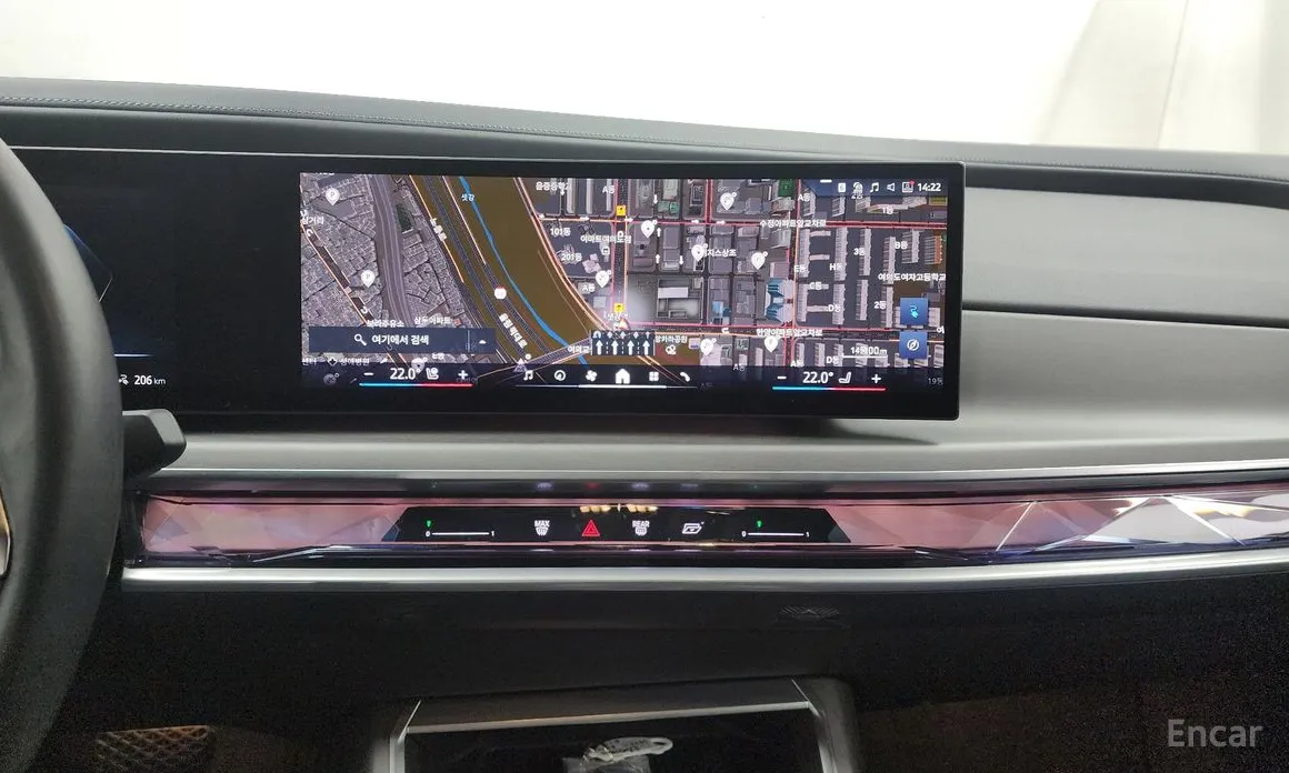 Фото 14 - BMW i7