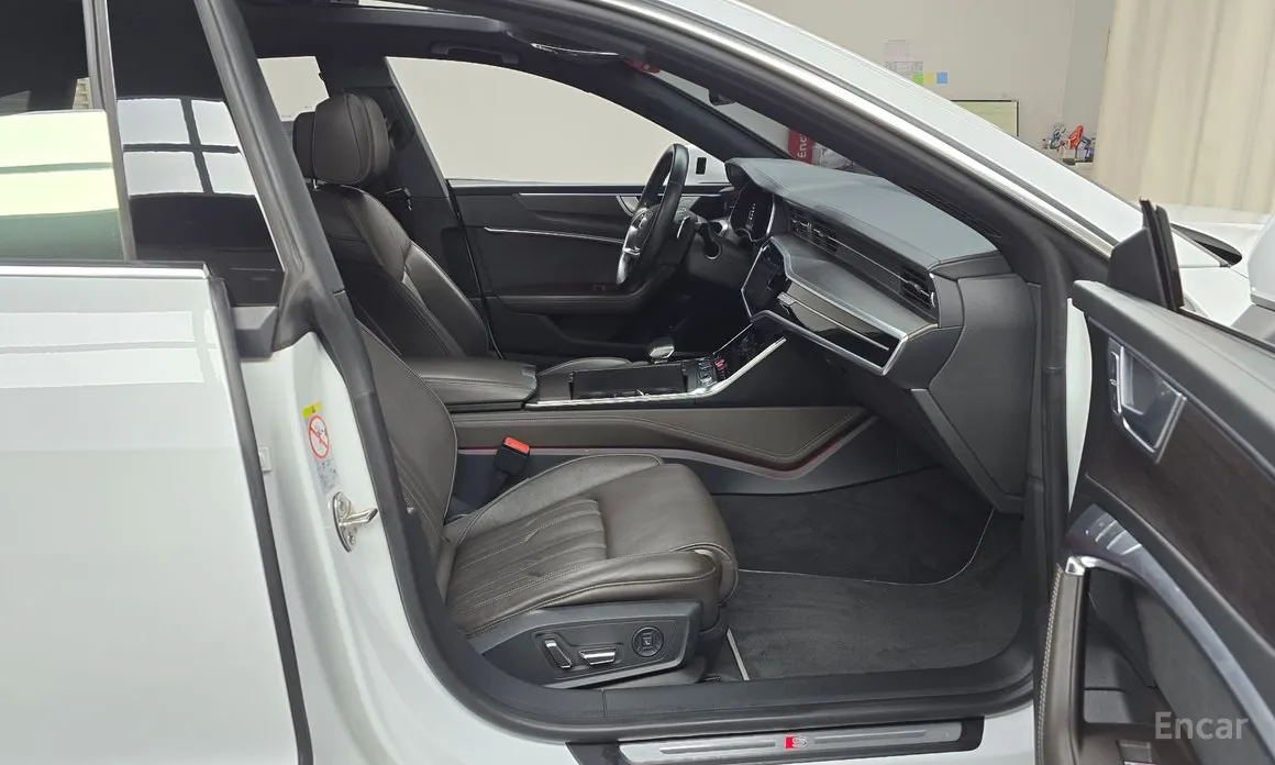 Фото 11 - Audi A7