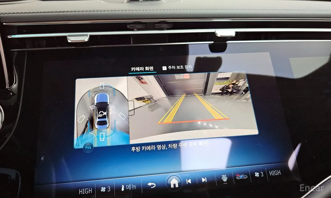 Фото 15 - Mercedes-Benz E-Class