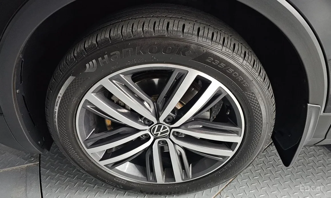 Фото 5 - Volkswagen Tiguan