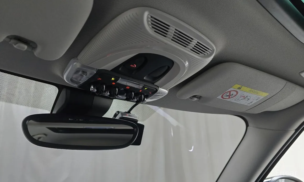 Фото 17 - Mini Clubman