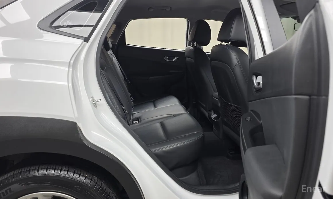 Фото 12 - Hyundai Kona