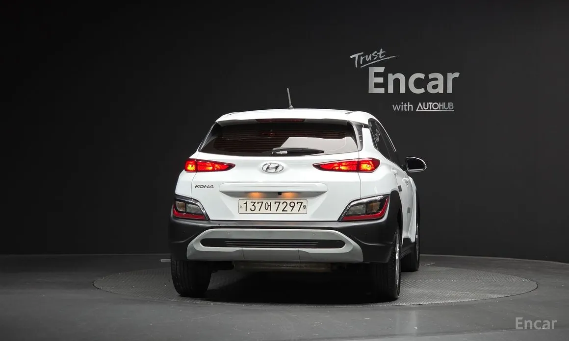 Фото 4 - Hyundai Kona