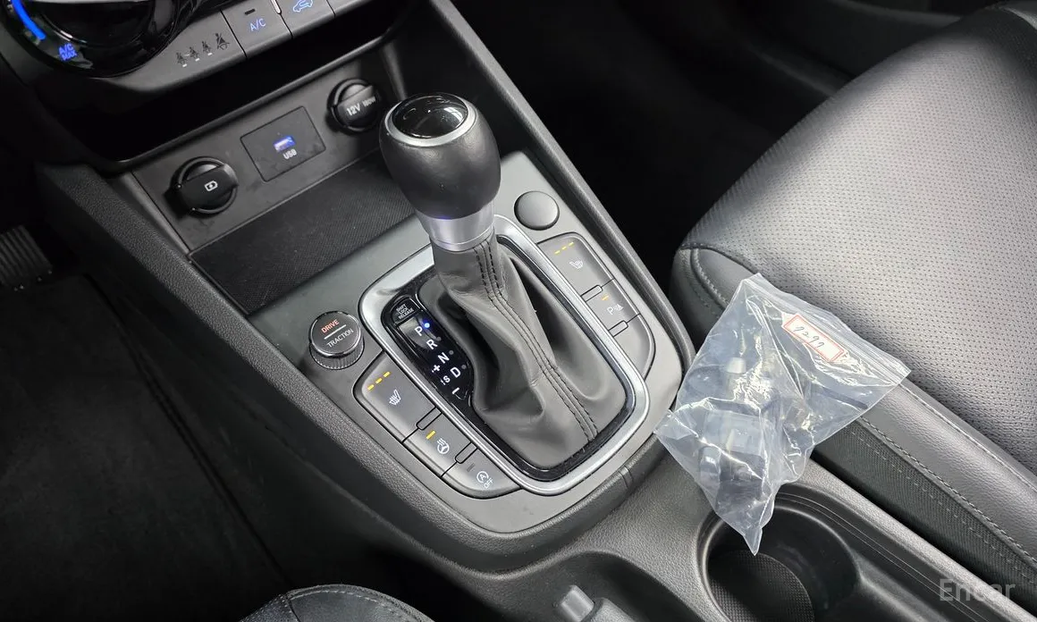 Фото 9 - Hyundai Kona