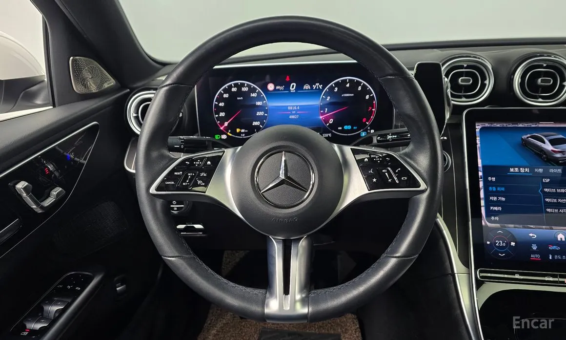 Фото 13 - Mercedes-Benz C-Class