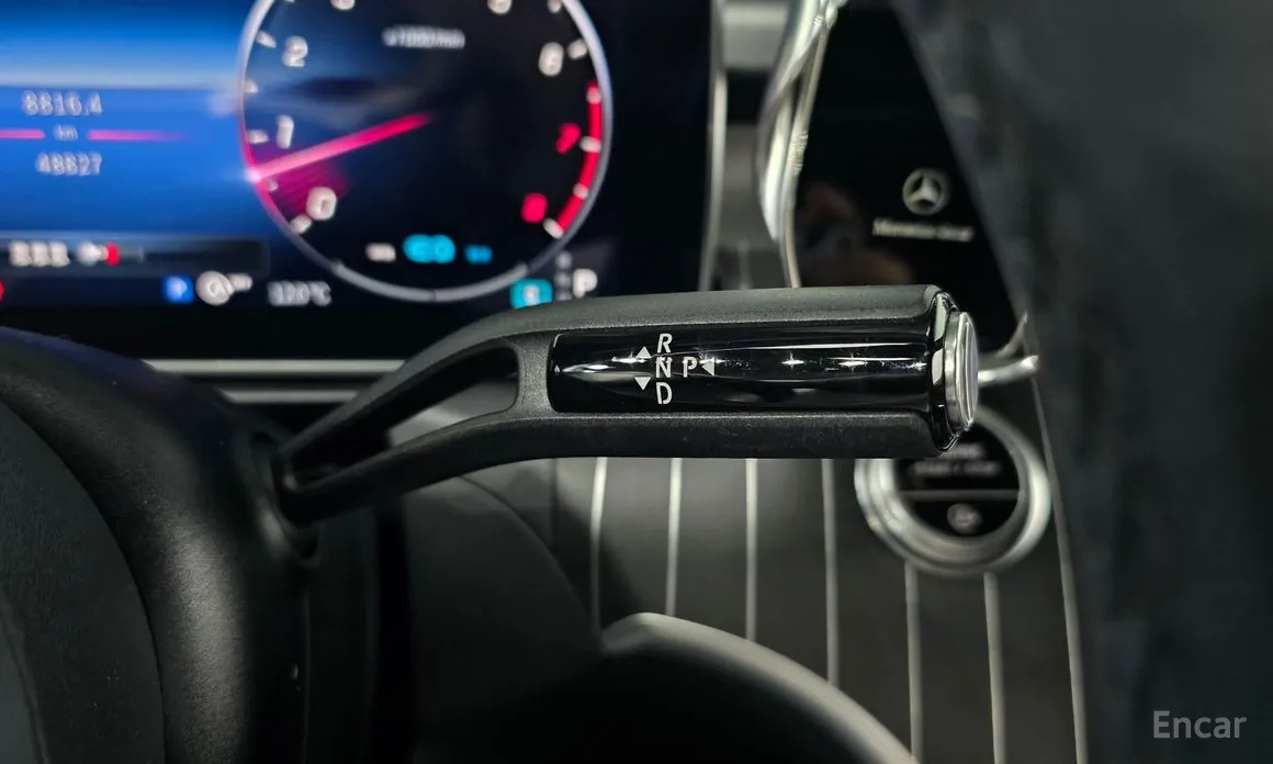 Фото 9 - Mercedes-Benz C-Class