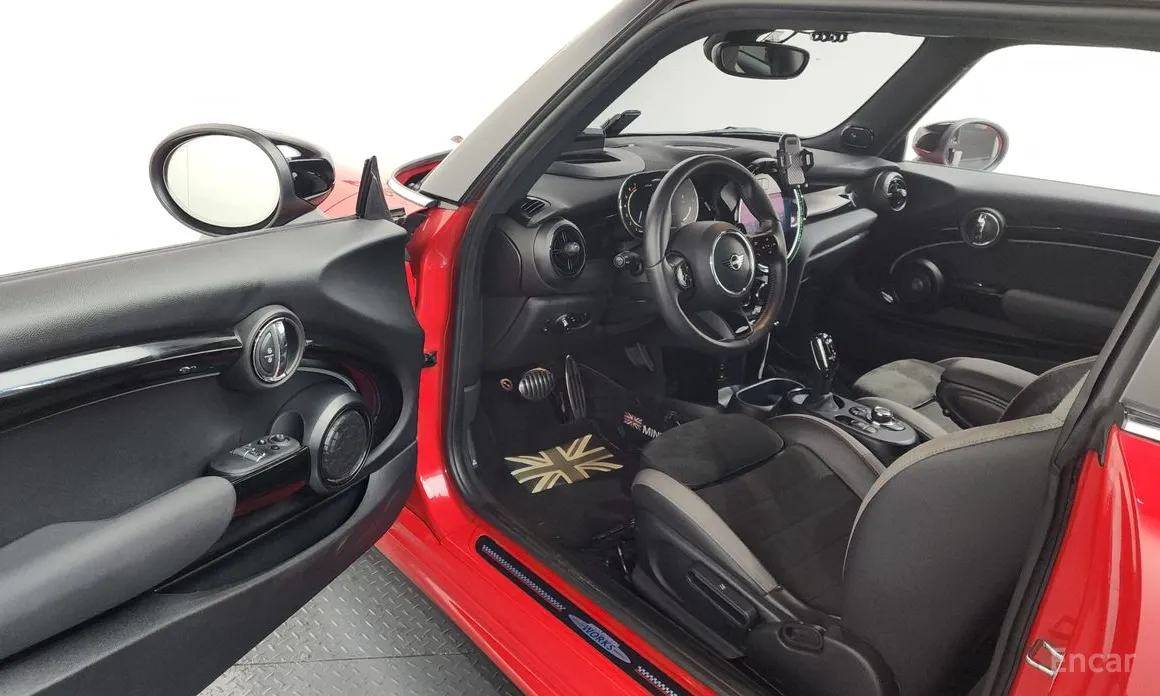 Фото 10 - Mini Cooper