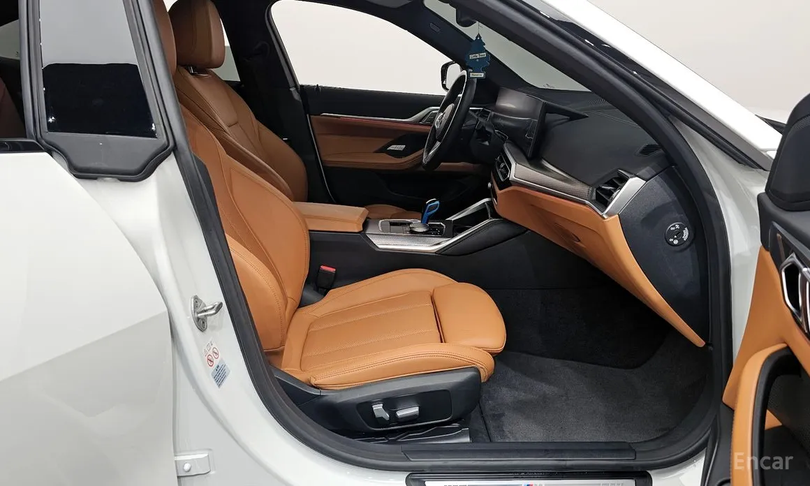 Фото 11 - BMW i4