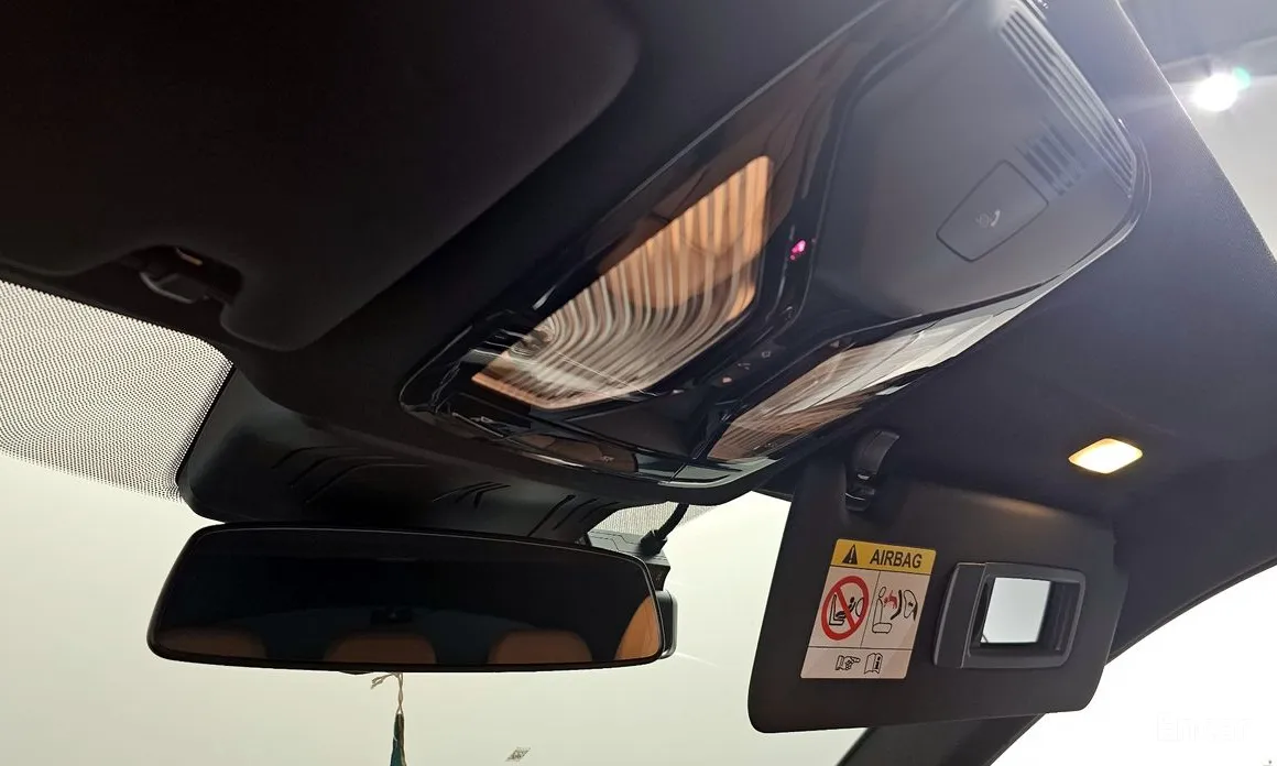 Фото 18 - BMW i4