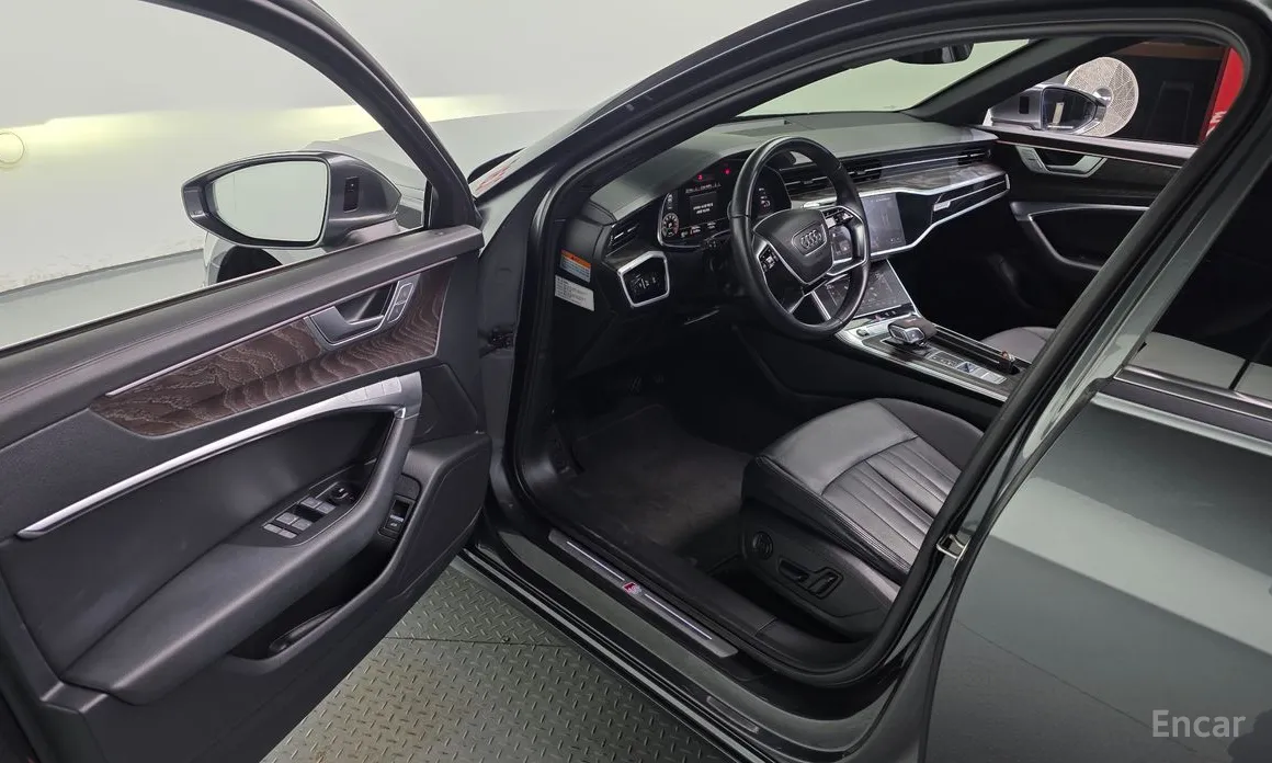 Фото 11 - Audi A6