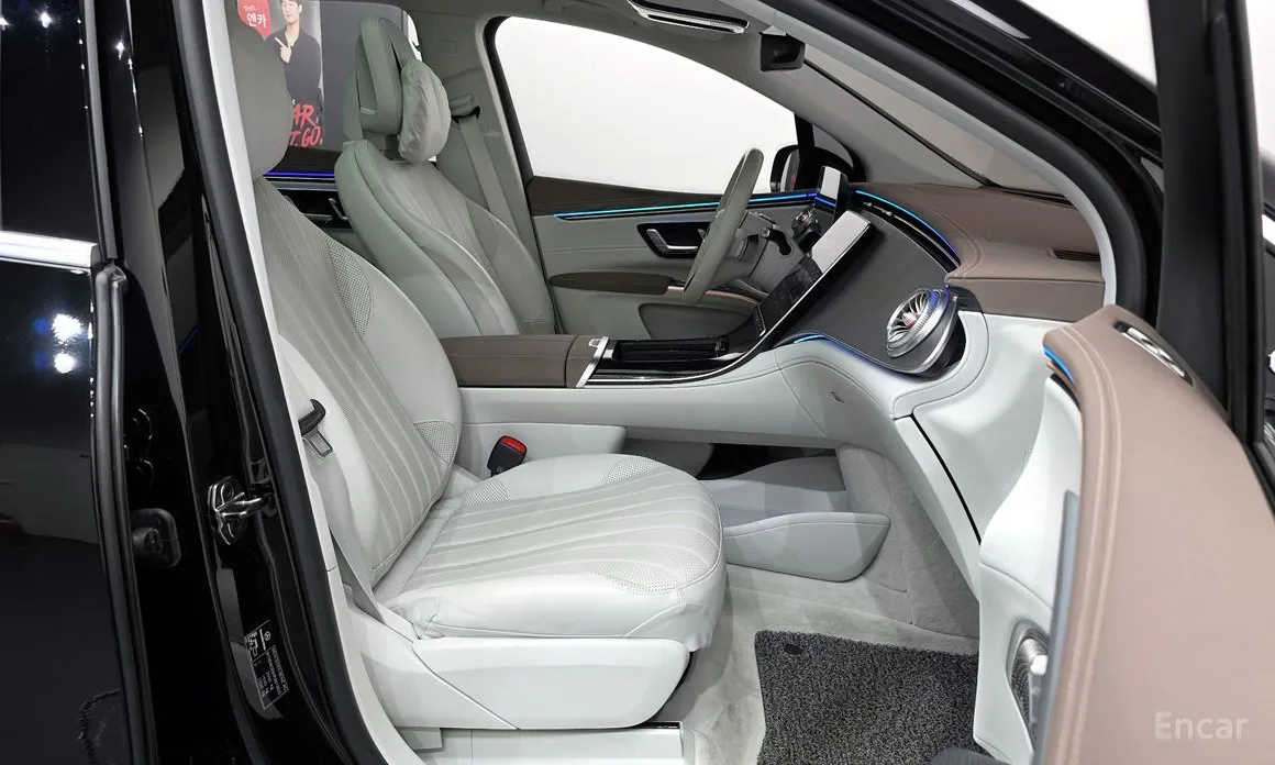 Фото 10 - Mercedes-Benz EQS