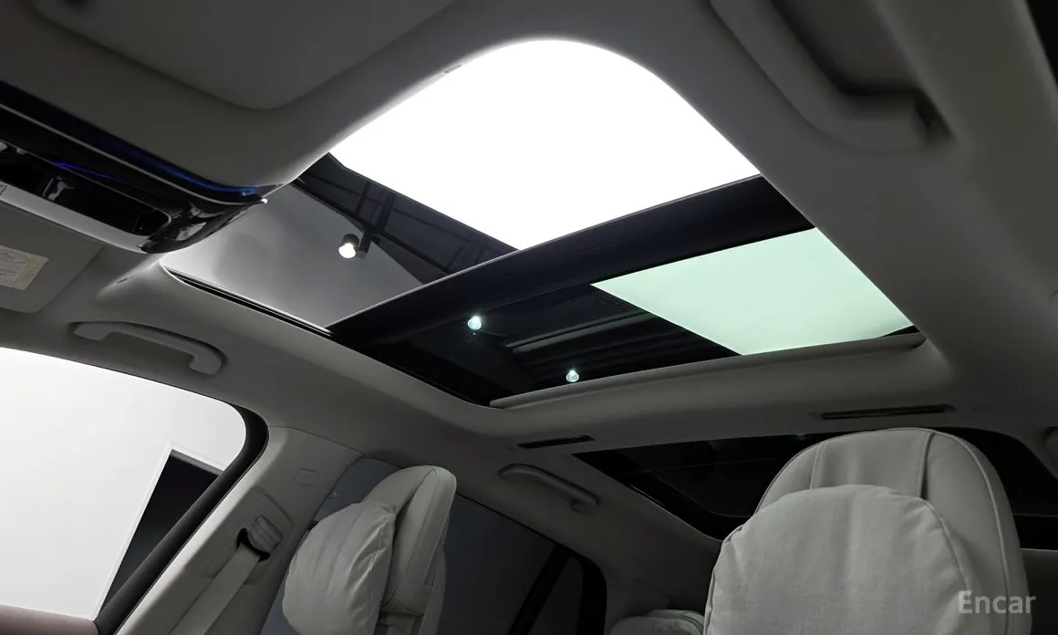 Фото 18 - Mercedes-Benz EQS