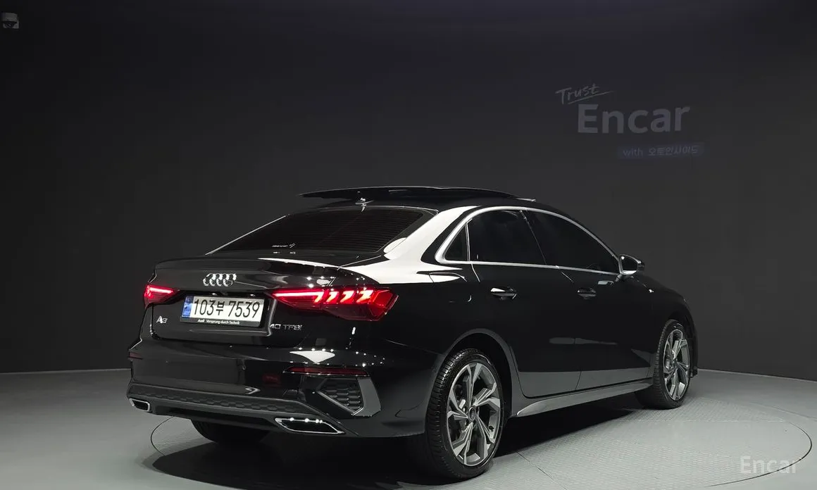 Фото 2 - Audi A3