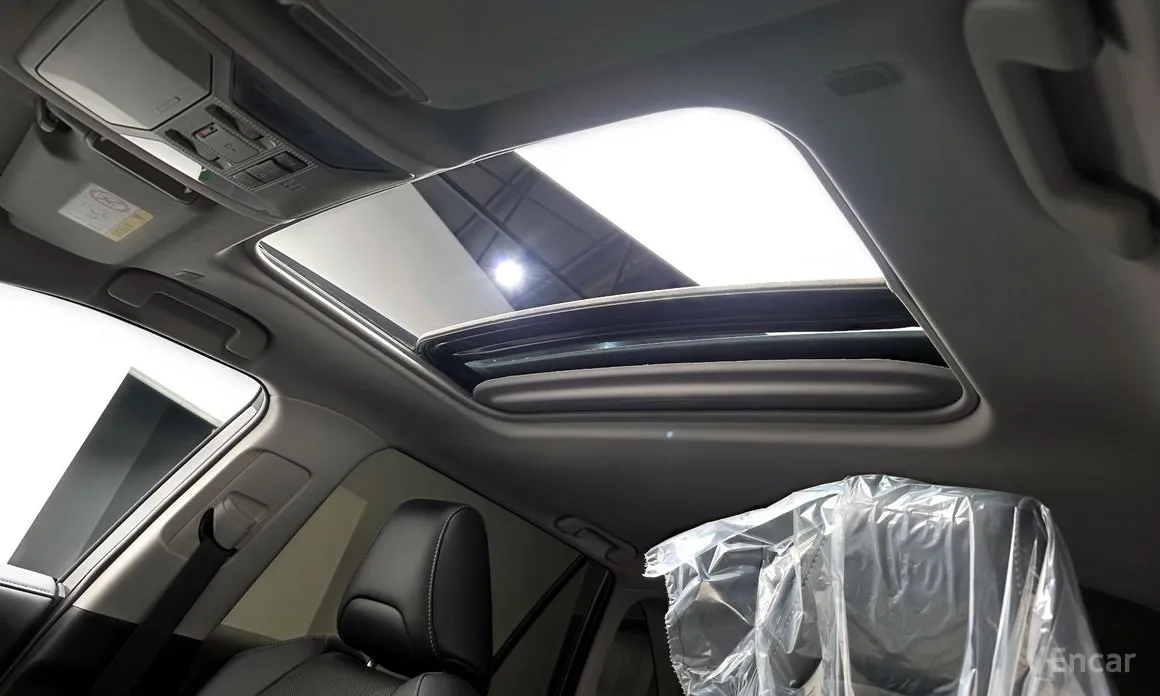 Фото 18 - Toyota RAV4