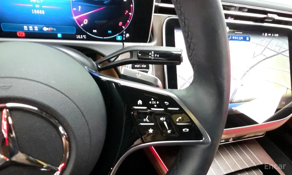 Фото 9 - Mercedes-Benz E-Class