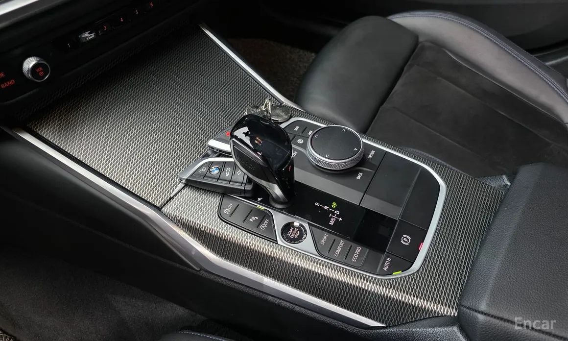 Photo 9 - BMW 3 Series