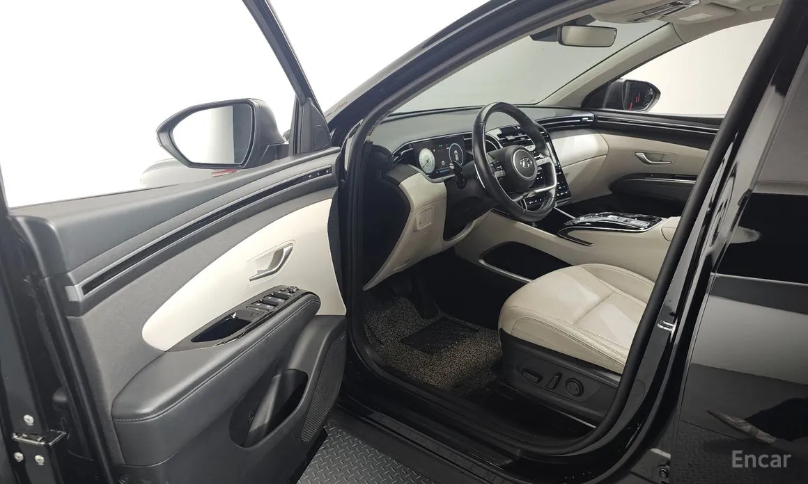 Фото 10 - Hyundai Tucson