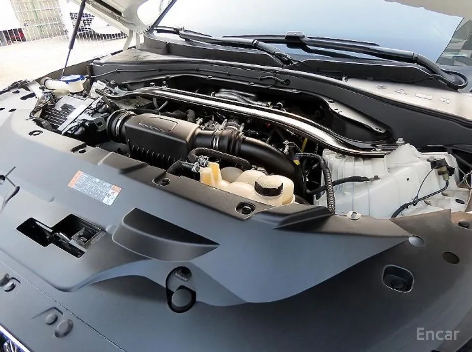 Фото 19 - Lincoln Aviator