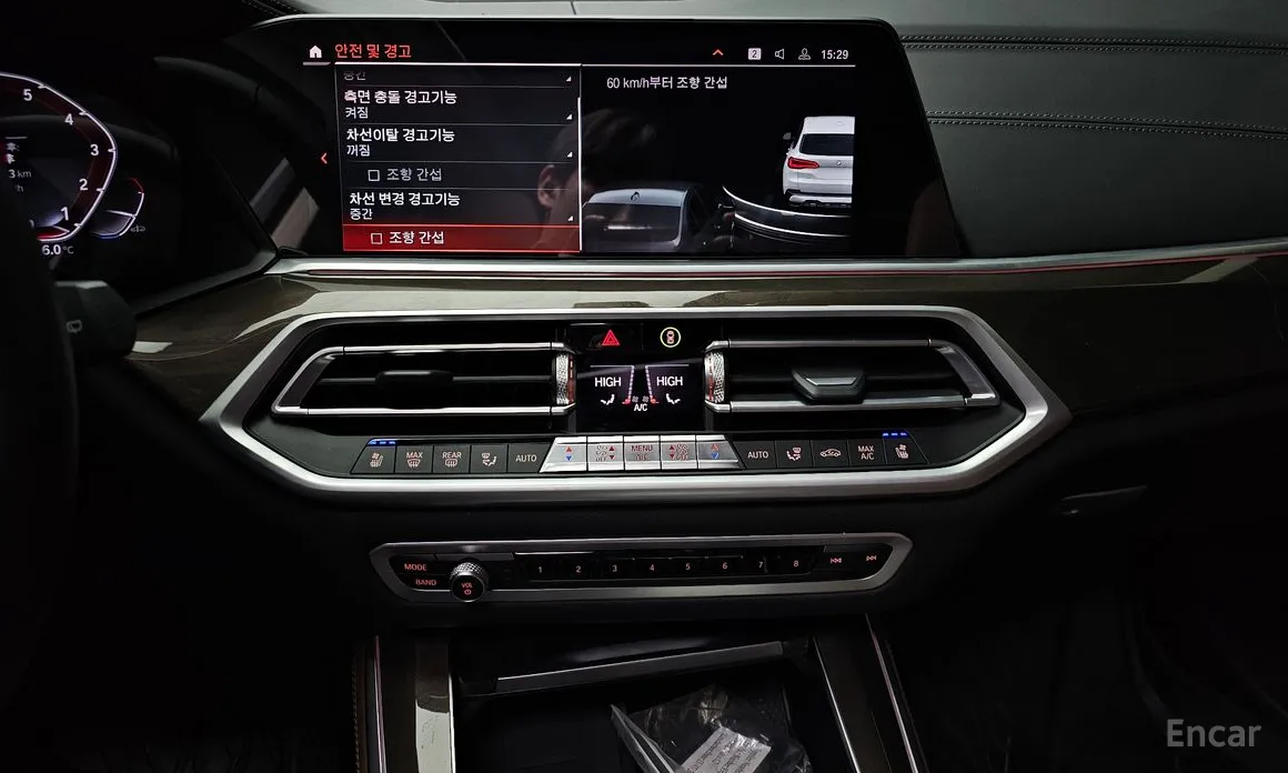 Фото 14 - BMW X5