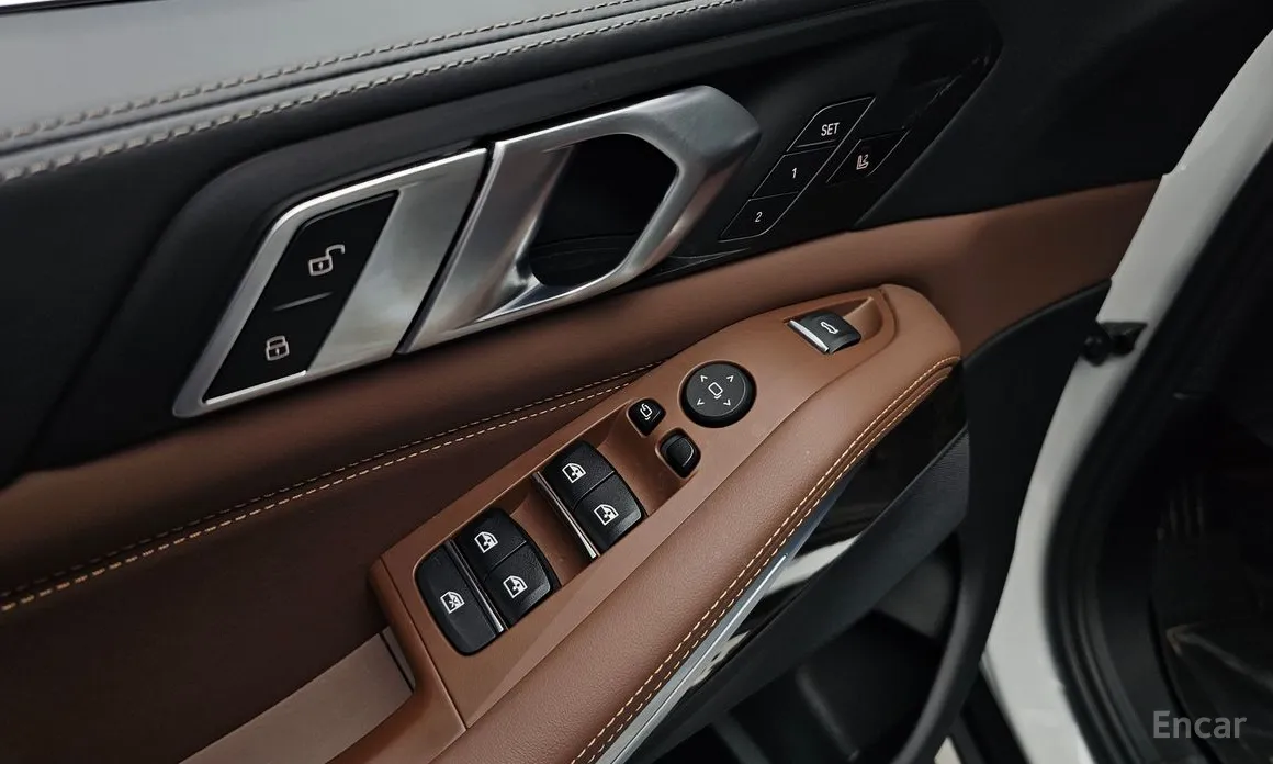 Фото 16 - BMW X5