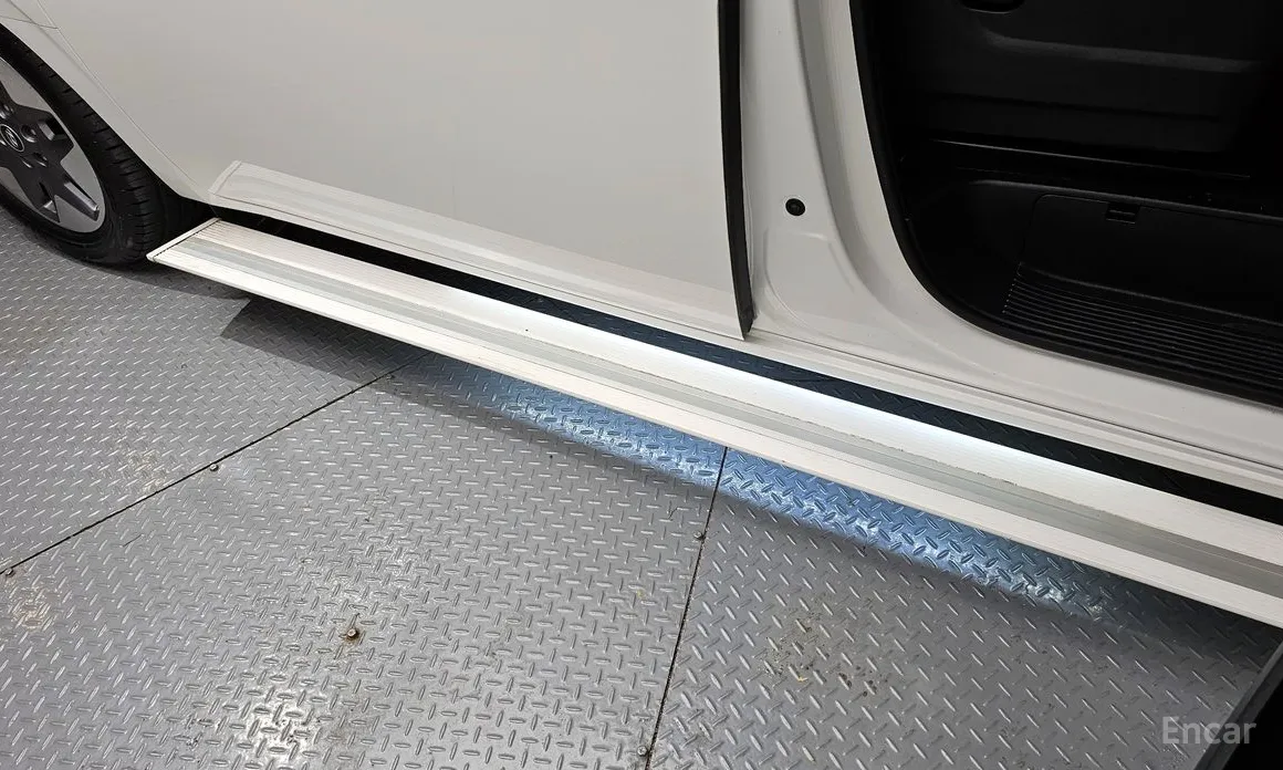 Фото 18 - Hyundai Staria