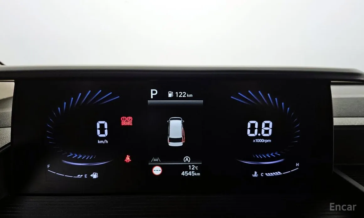 Фото 8 - Hyundai Staria