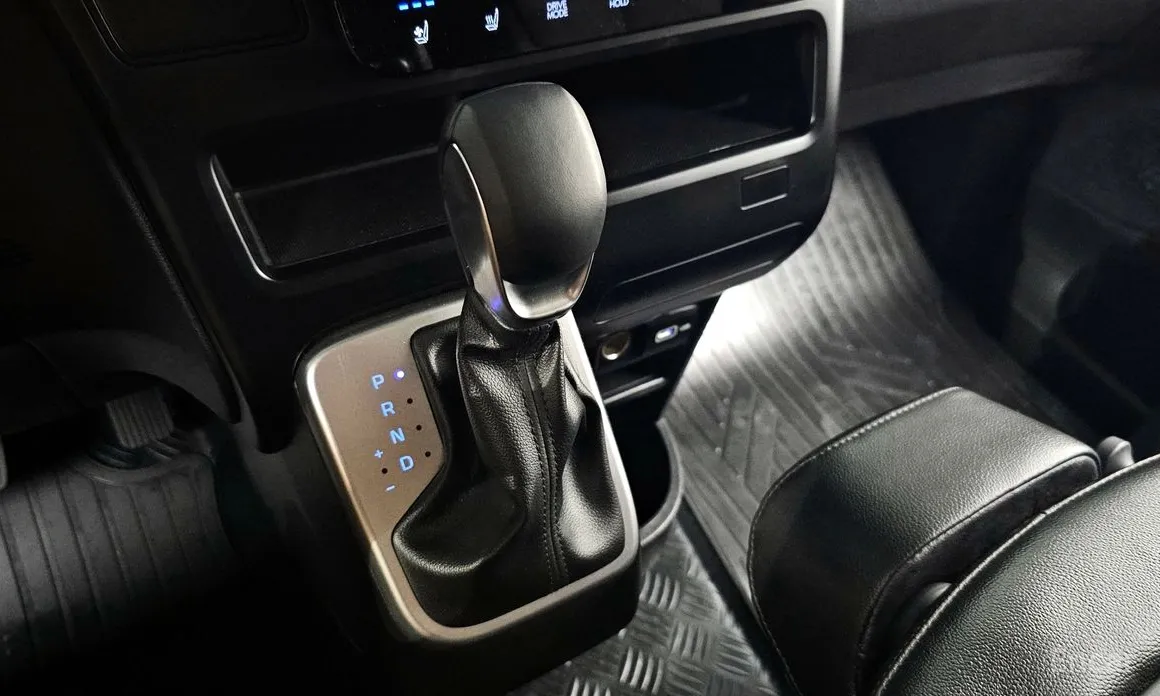 Фото 9 - Hyundai Staria