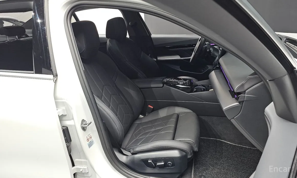 Фото 10 - BMW 5 Series