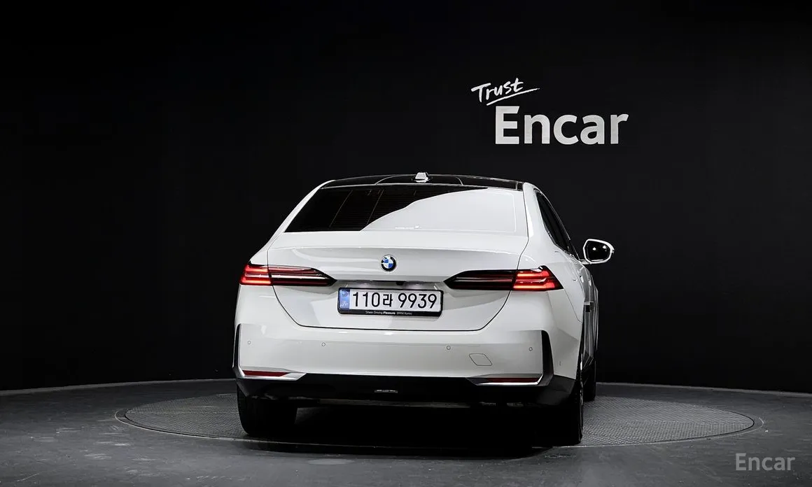 Фото 4 - BMW 5 Series