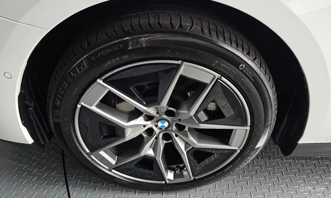 Фото 5 - BMW 5 Series