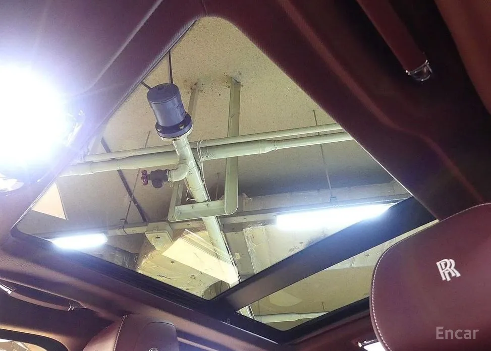 Фото 17 - Rolls-Royce Cullinan