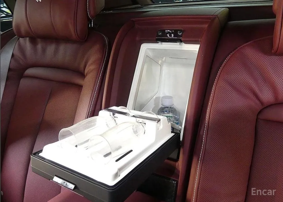 Фото 18 - Rolls-Royce Cullinan