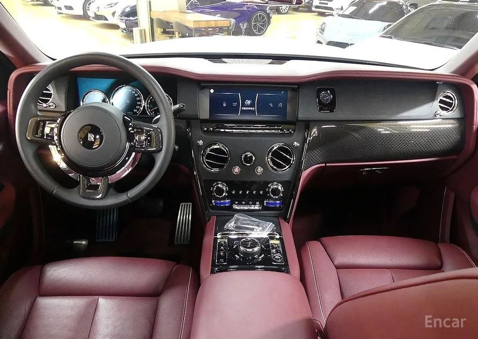 Фото 4 - Rolls-Royce Cullinan