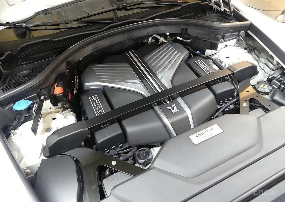 Фото 5 - Rolls-Royce Cullinan