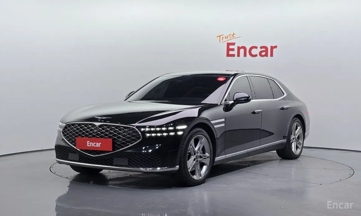 Фото 1 - Genesis G90