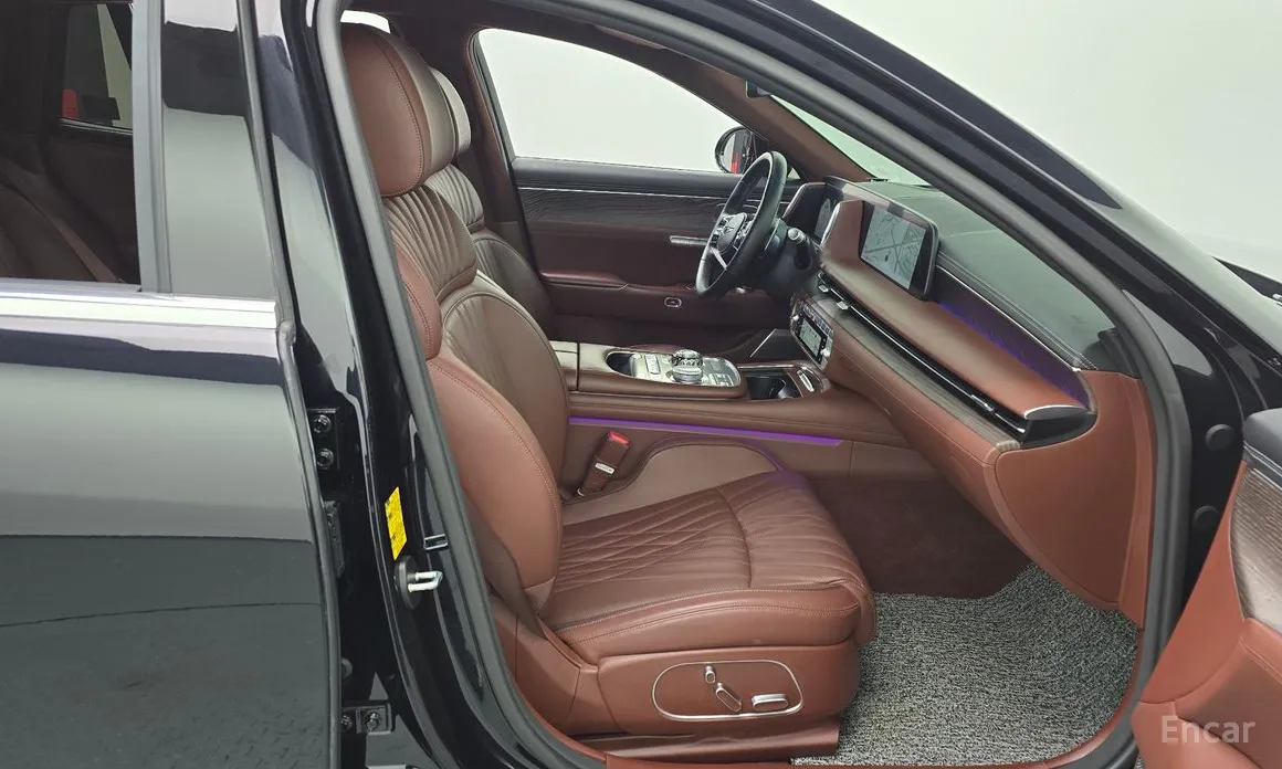 Фото 11 - Genesis G90