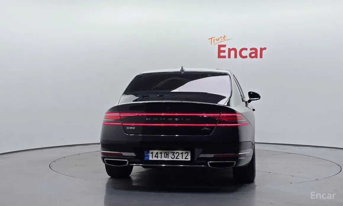 Фото 4 - Genesis G90