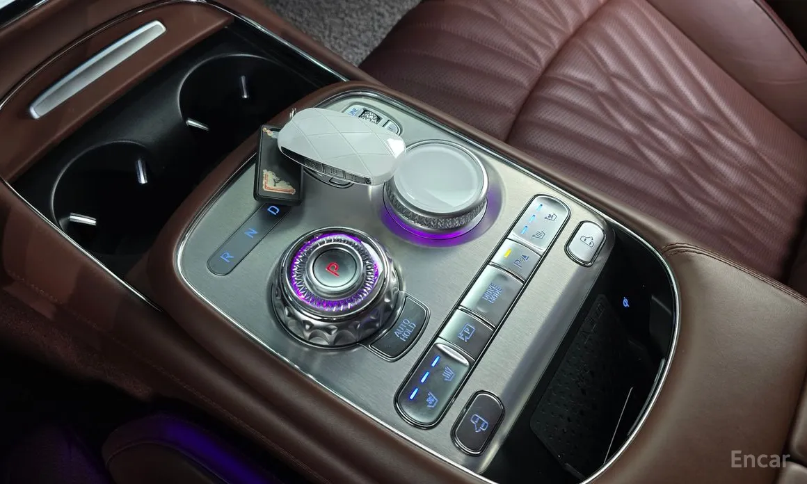 Фото 9 - Genesis G90