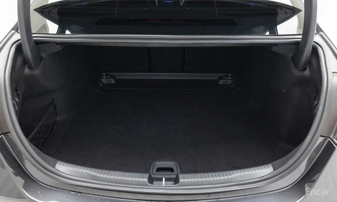 Фото 11 - Mercedes-Benz C-Class