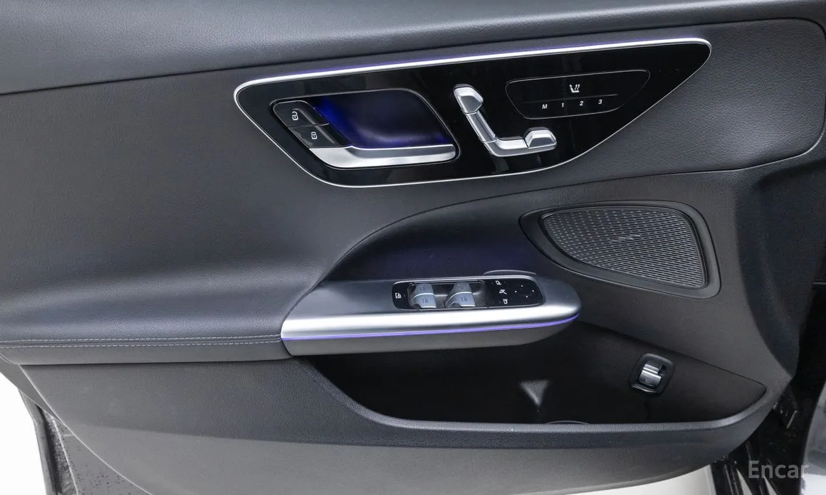 Фото 15 - Mercedes-Benz C-Class